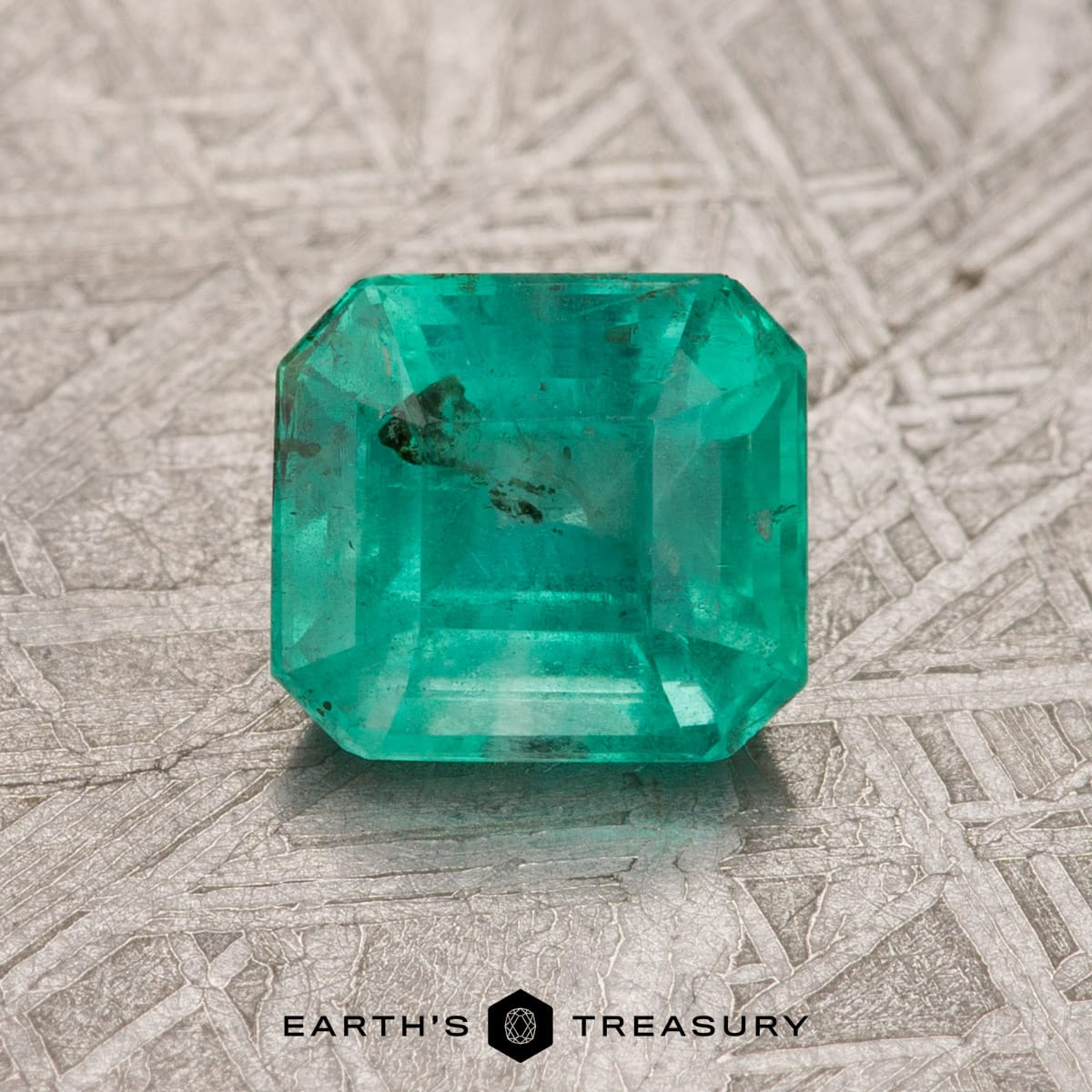 1.14 carat bright green Colombian emerald with cedar oil treatment